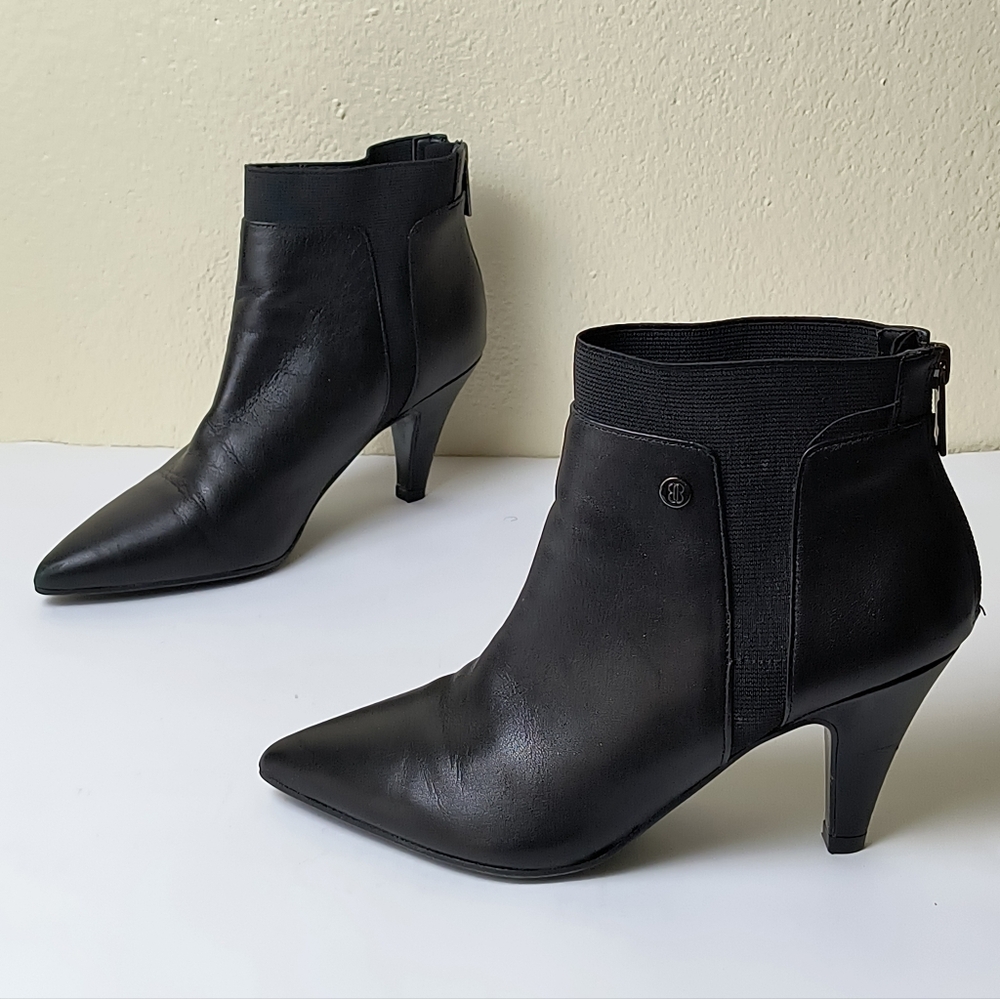 Bandolino 5.5M Black Ankle Booties Heel Pointed Casual
